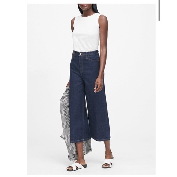 ๐ Banana Republic Sz 27 - High-Rise Wide-Leg Cropped Jean - Picture 1 of 5